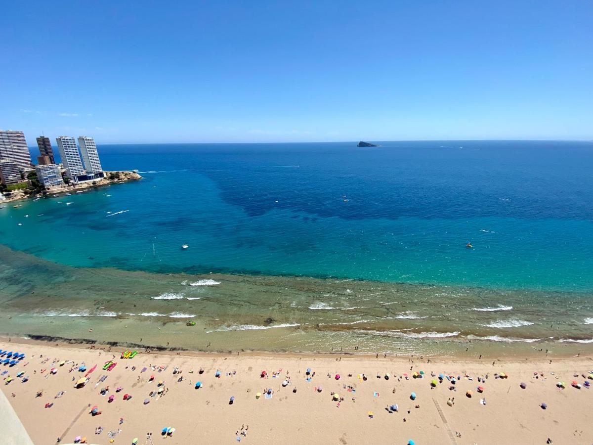 Apartamento Torre Levante, Primera Linea De Playa Benidorm Dış mekan fotoğraf