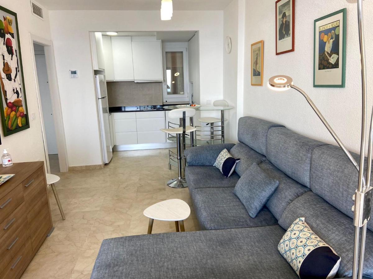 Apartamento Torre Levante, Primera Linea De Playa Benidorm Dış mekan fotoğraf