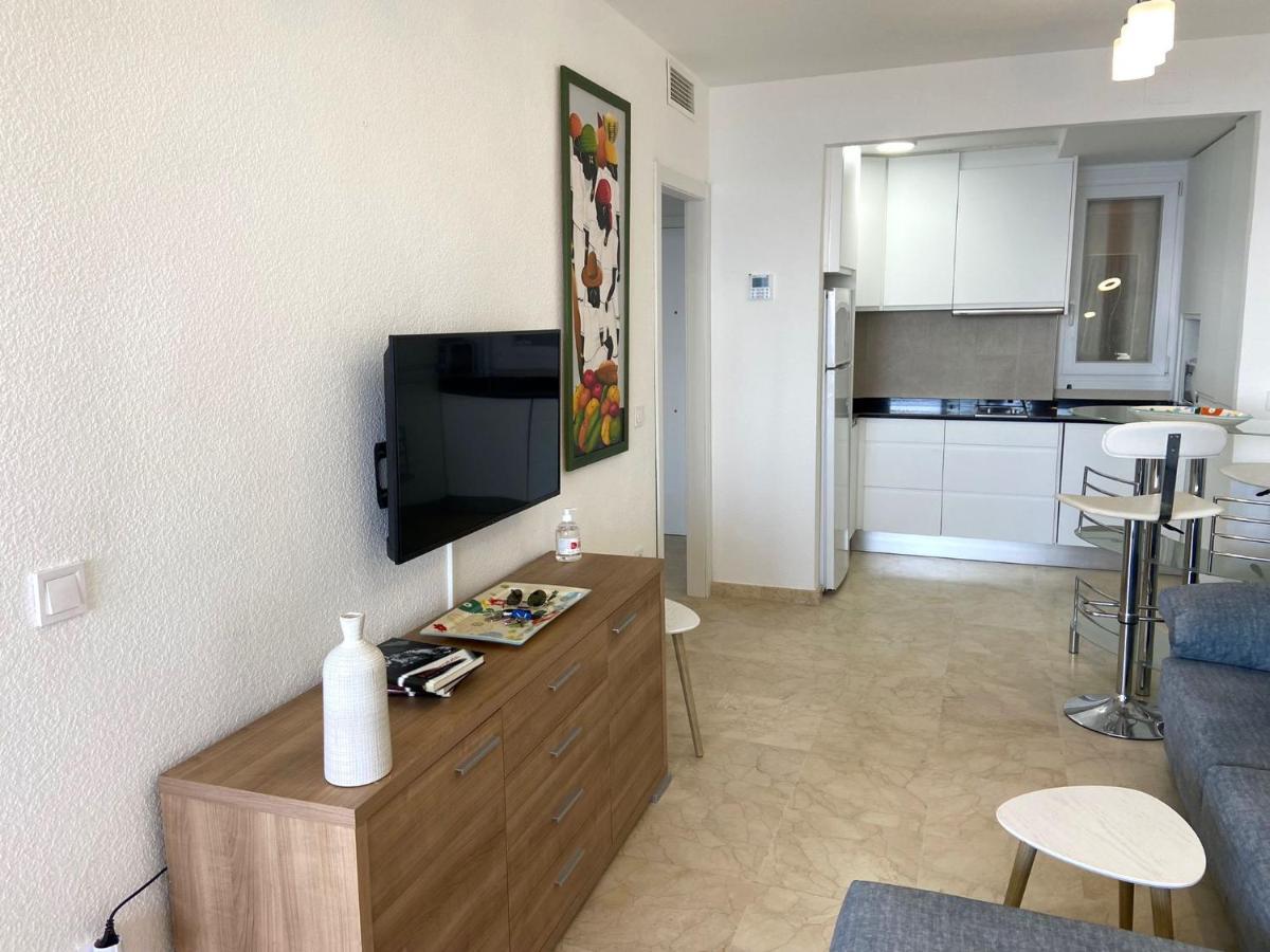 Apartamento Torre Levante, Primera Linea De Playa Benidorm Dış mekan fotoğraf