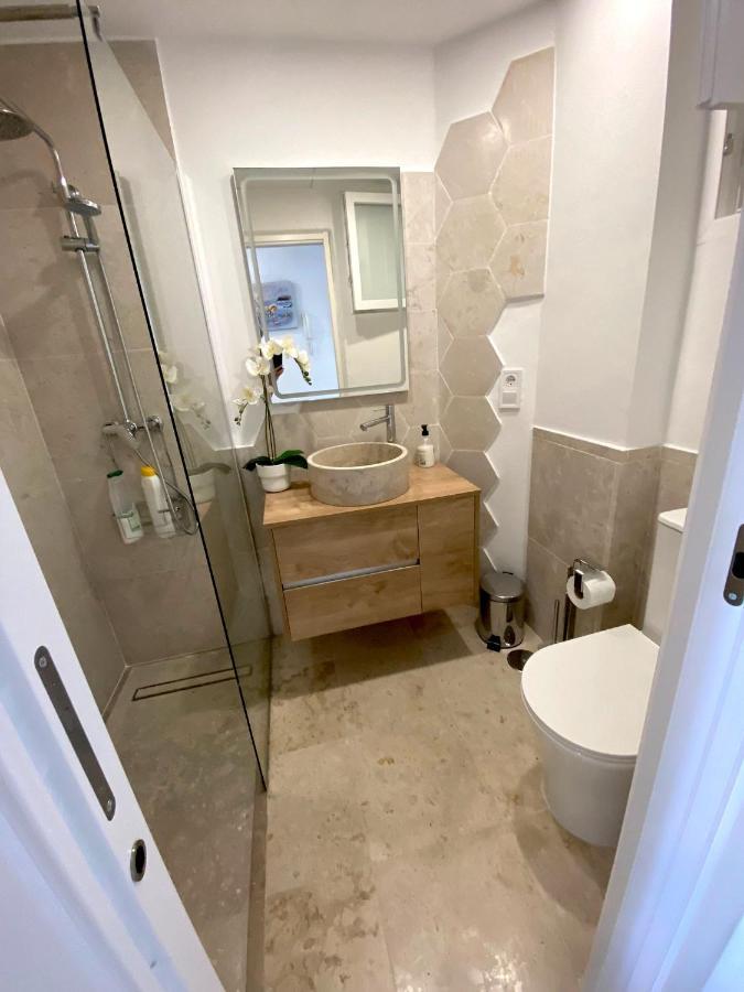 Apartamento Torre Levante, Primera Linea De Playa Benidorm Dış mekan fotoğraf